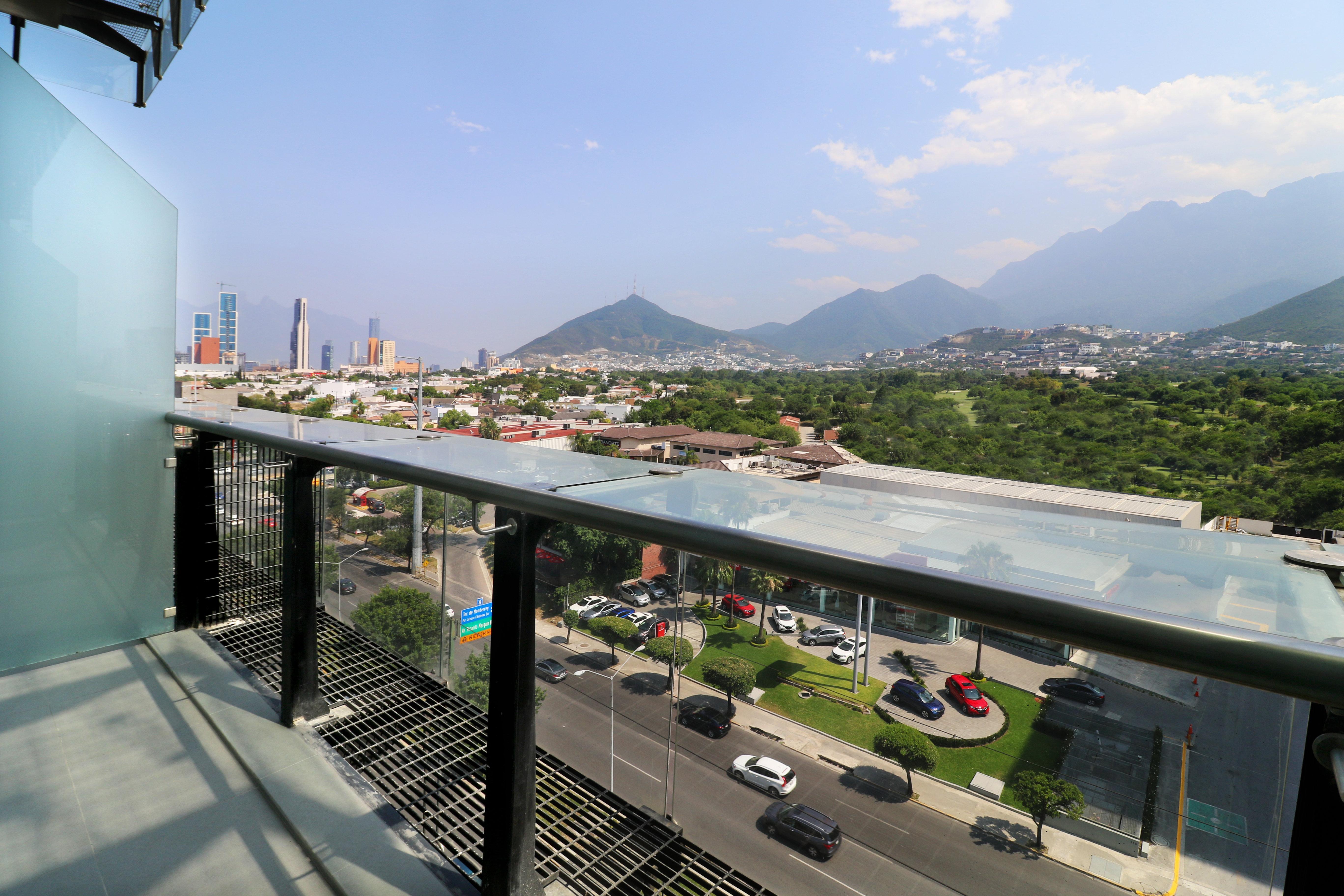 Holiday Inn Express & Suites Monterrey Valle, An Ihg Hotel Esterno foto