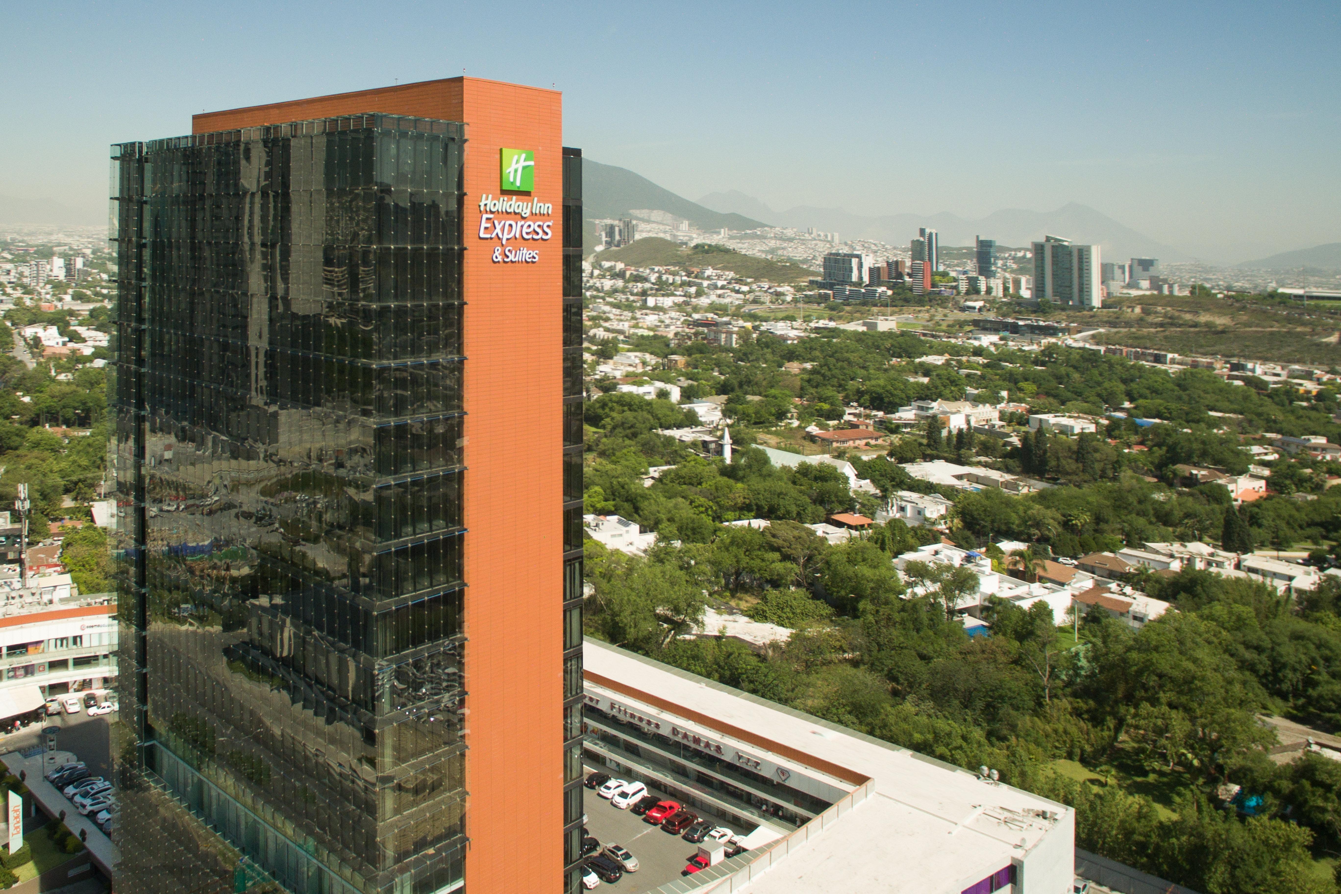 Holiday Inn Express & Suites Monterrey Valle By Ihg San Pedro Garza Garcia Esterno foto