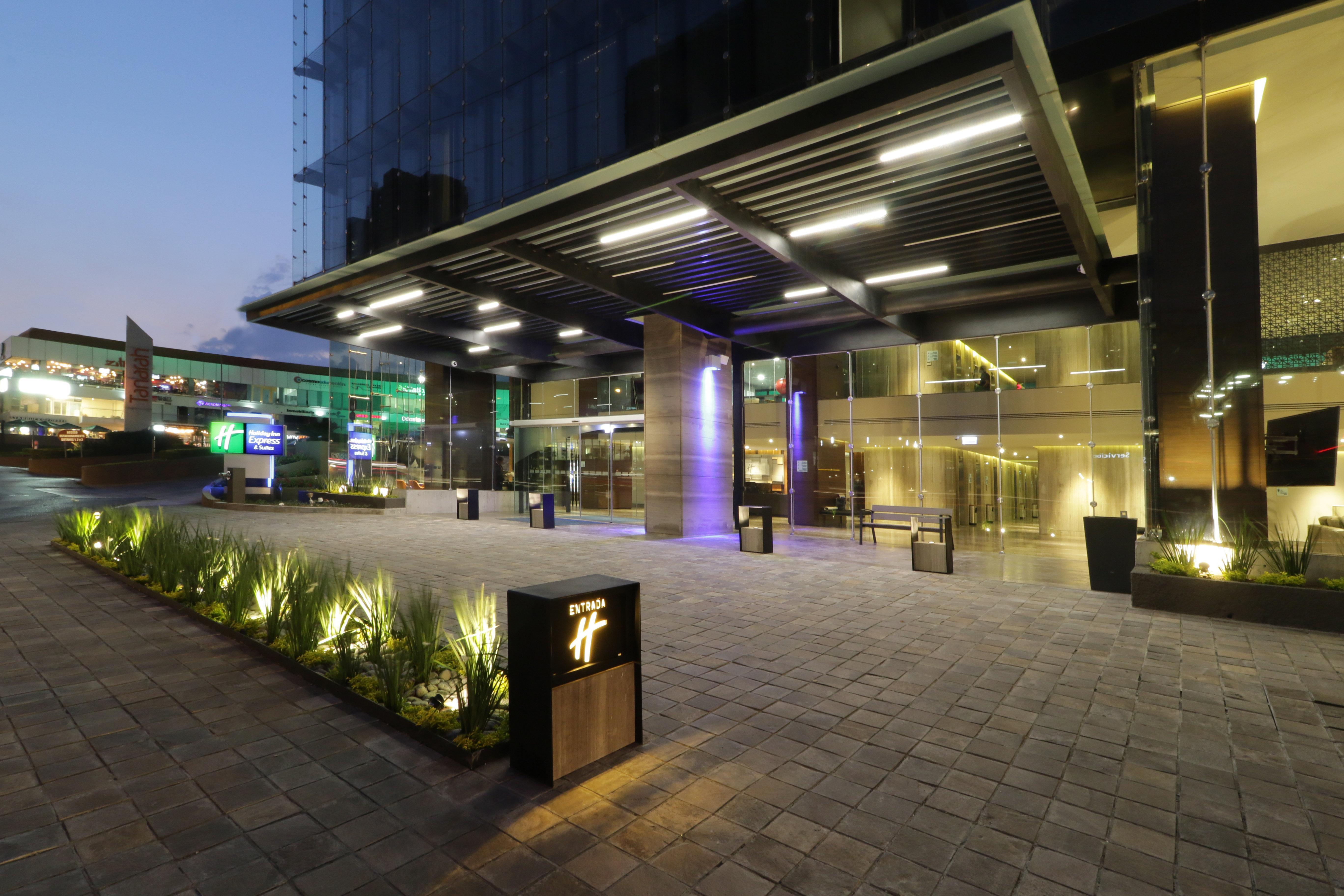 Holiday Inn Express & Suites Monterrey Valle By Ihg San Pedro Garza Garcia Esterno foto