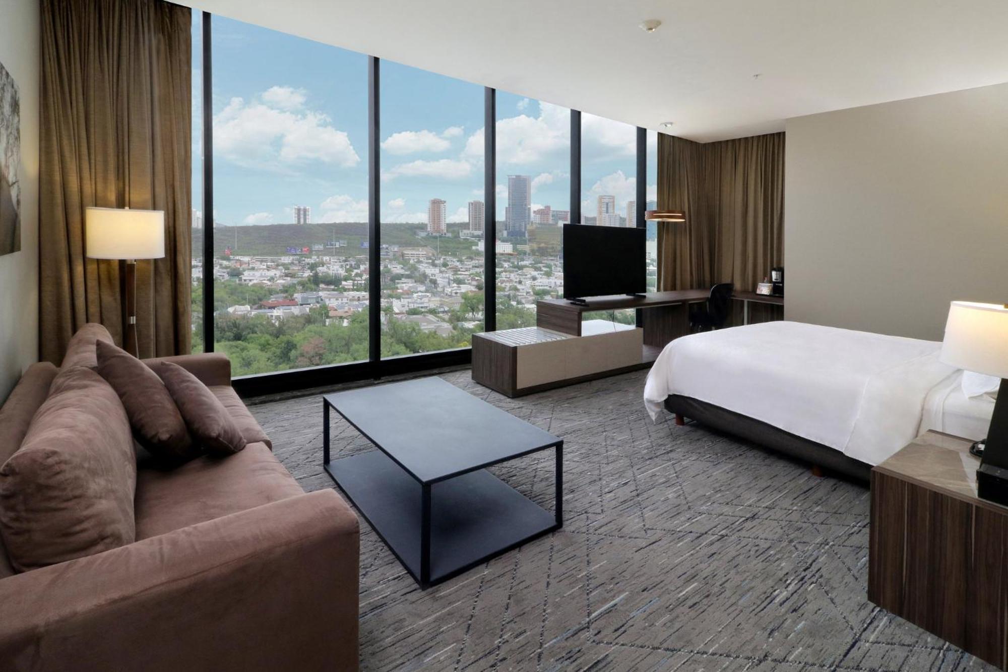 Holiday Inn Express & Suites Monterrey Valle By Ihg San Pedro Garza Garcia Esterno foto