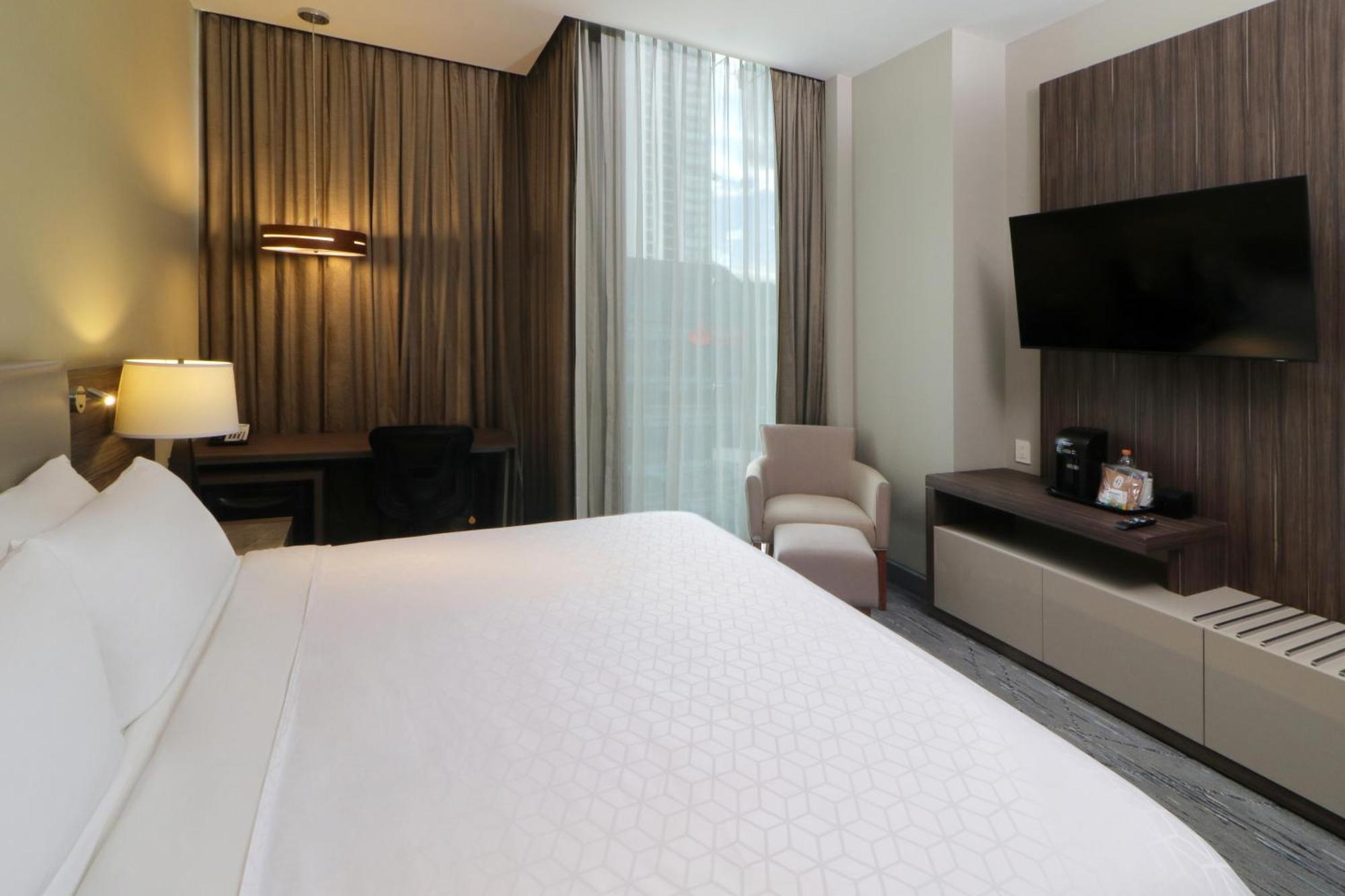 Holiday Inn Express & Suites Monterrey Valle By Ihg San Pedro Garza Garcia Esterno foto