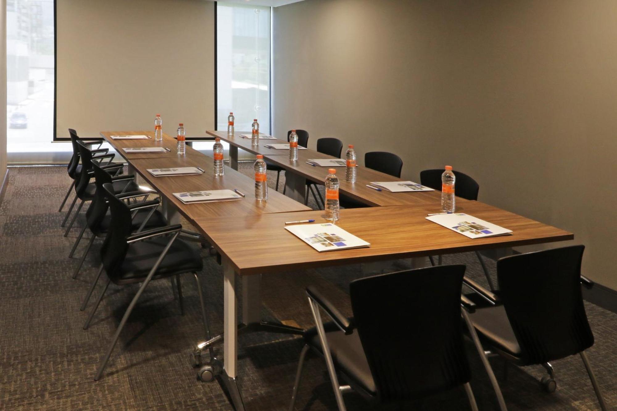 Holiday Inn Express & Suites Monterrey Valle By Ihg San Pedro Garza Garcia Esterno foto